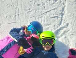 Kids in den Schnee
